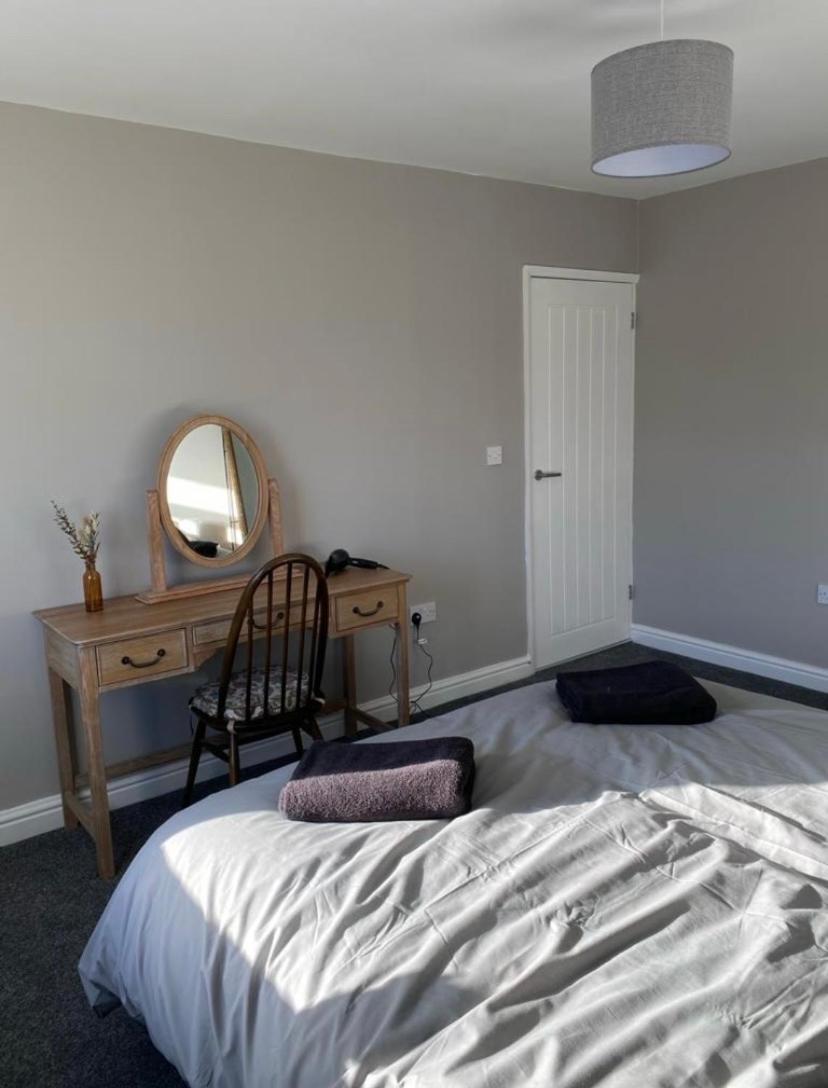 The Beautiful Bungalow Amazing Location For Chester & Zoo Wervin Bagian luar foto