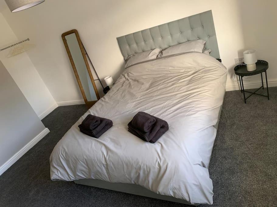 The Beautiful Bungalow Amazing Location For Chester & Zoo Wervin Bagian luar foto